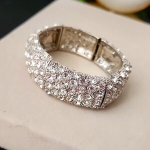 Silver with Crystal Stones Stretch Bracelet